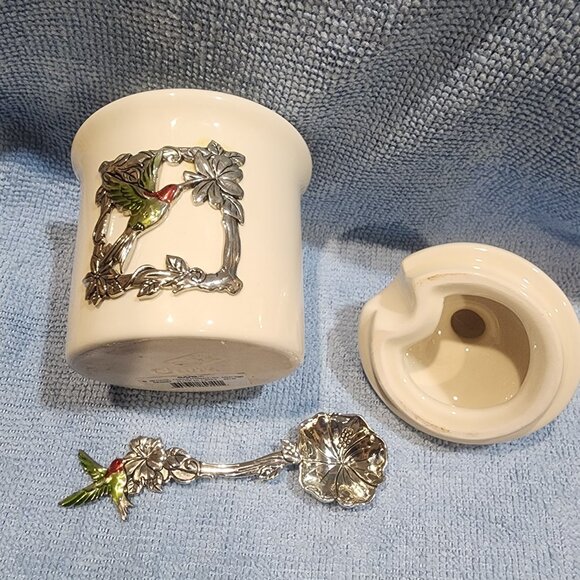 GANZ Cream and Silver Serving Utensils - Picture 1 of 5